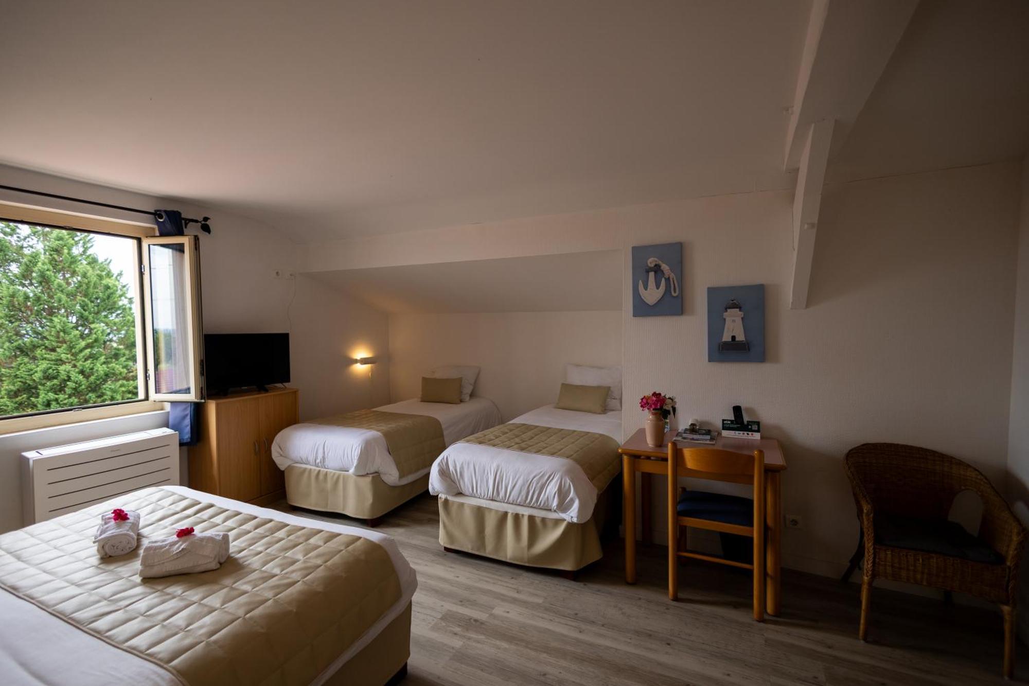 Hotel Logis Des Cretes De Pignols Moissac Exterior foto
