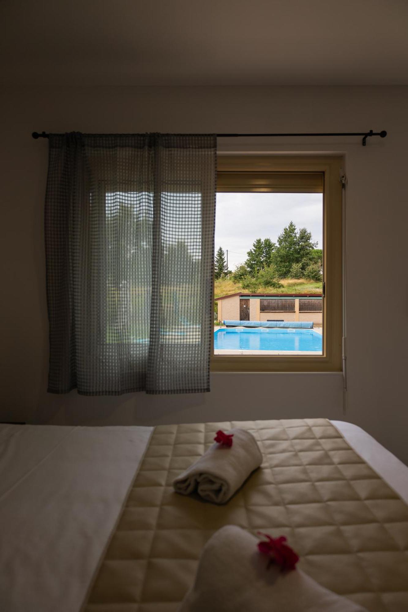 Hotel Logis Des Cretes De Pignols Moissac Exterior foto
