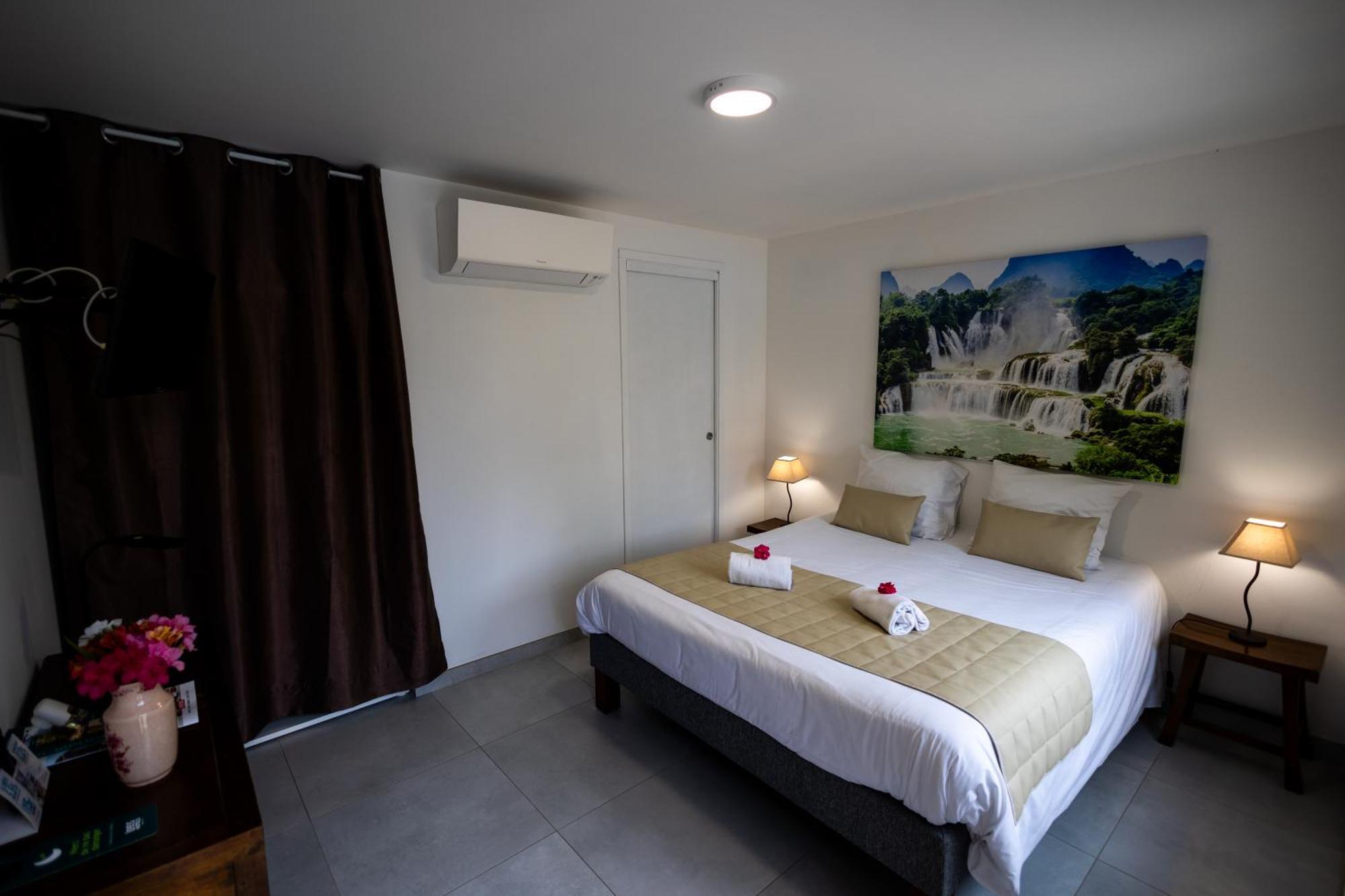 Hotel Logis Des Cretes De Pignols Moissac Exterior foto